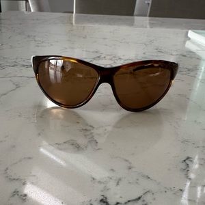 GUCCI WOMANS SUNGLASSES MADE IN ITALY Tortoise Frame Tan Lens